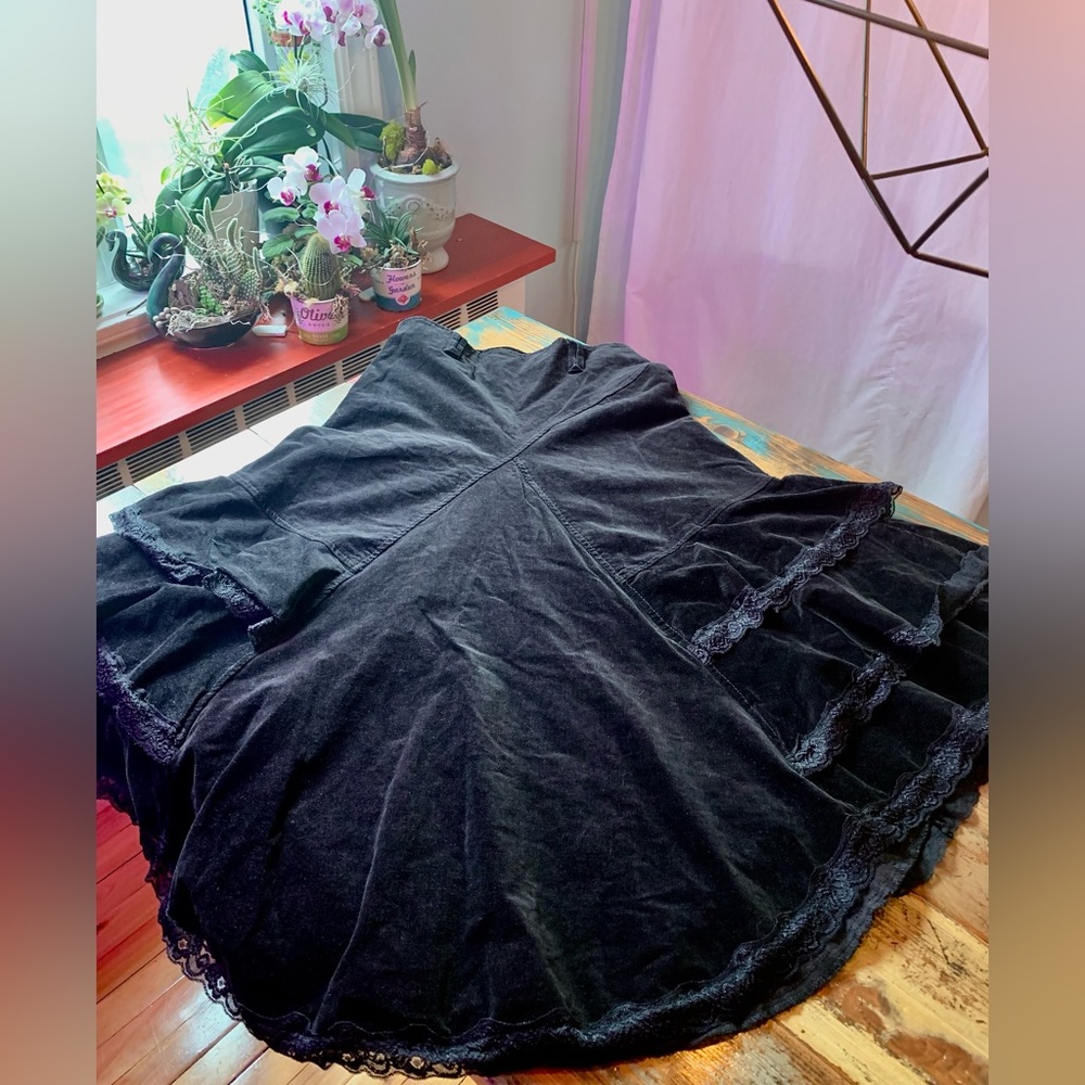 Long Black corduroy skirt with lace (3)